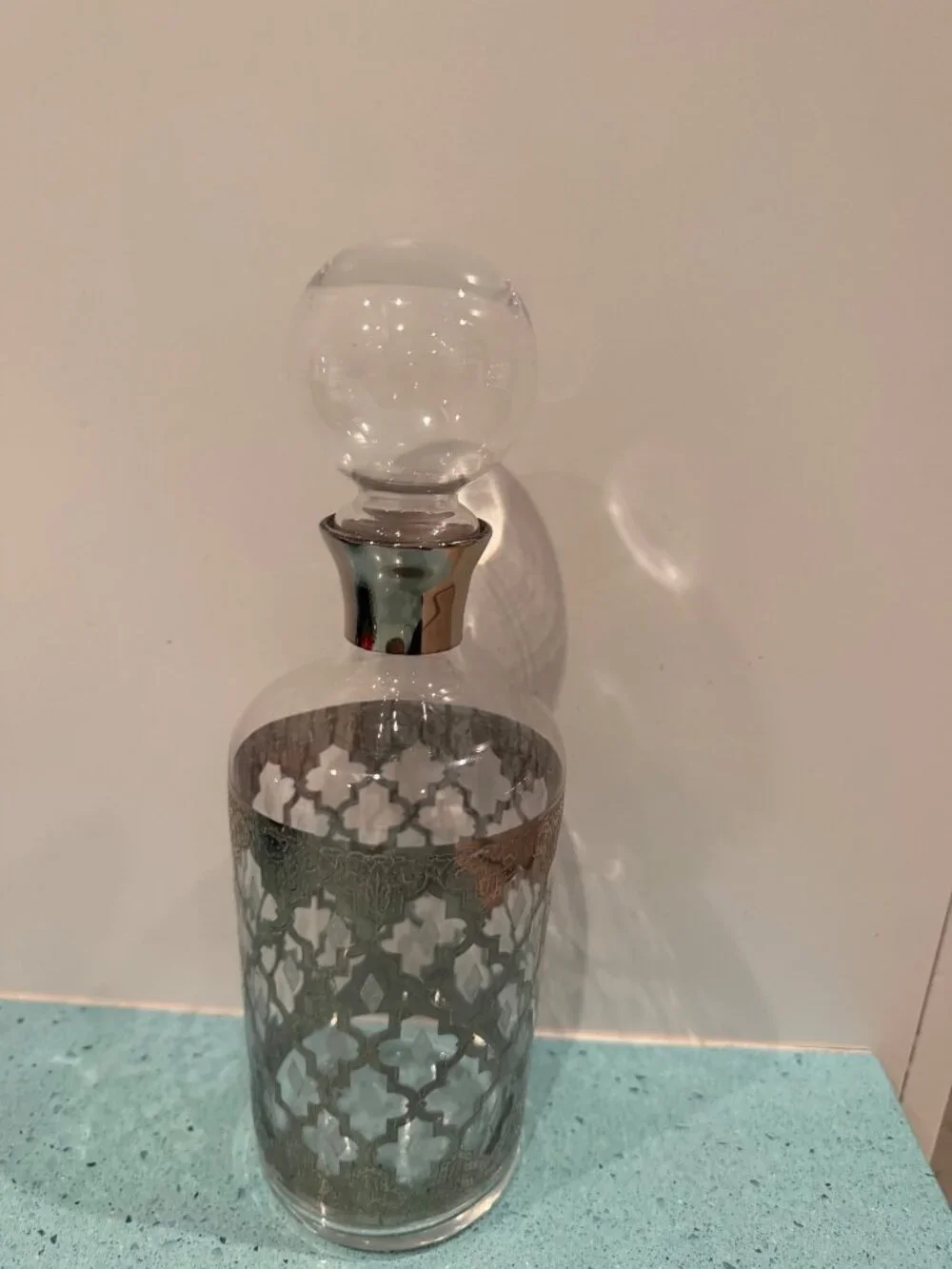 Culver Valencia Metallic Silver Finish Glass Decanter Round Spherical Stopper